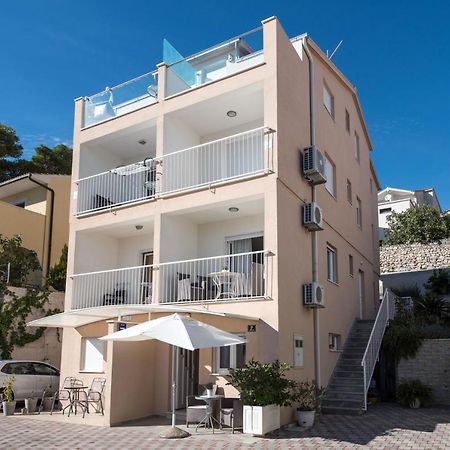 Apartments Amneris Trogir Exteriör bild