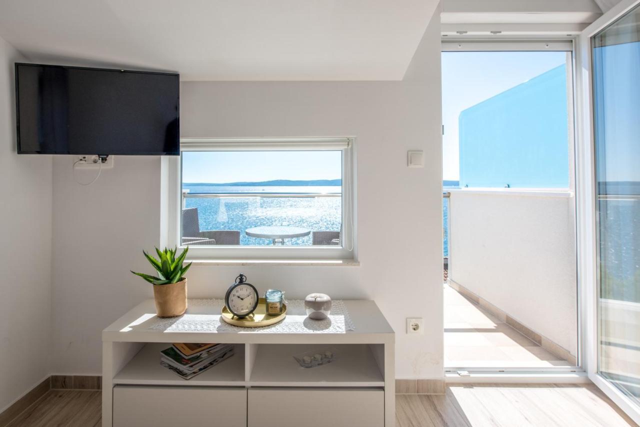 Apartments Amneris Trogir Exteriör bild