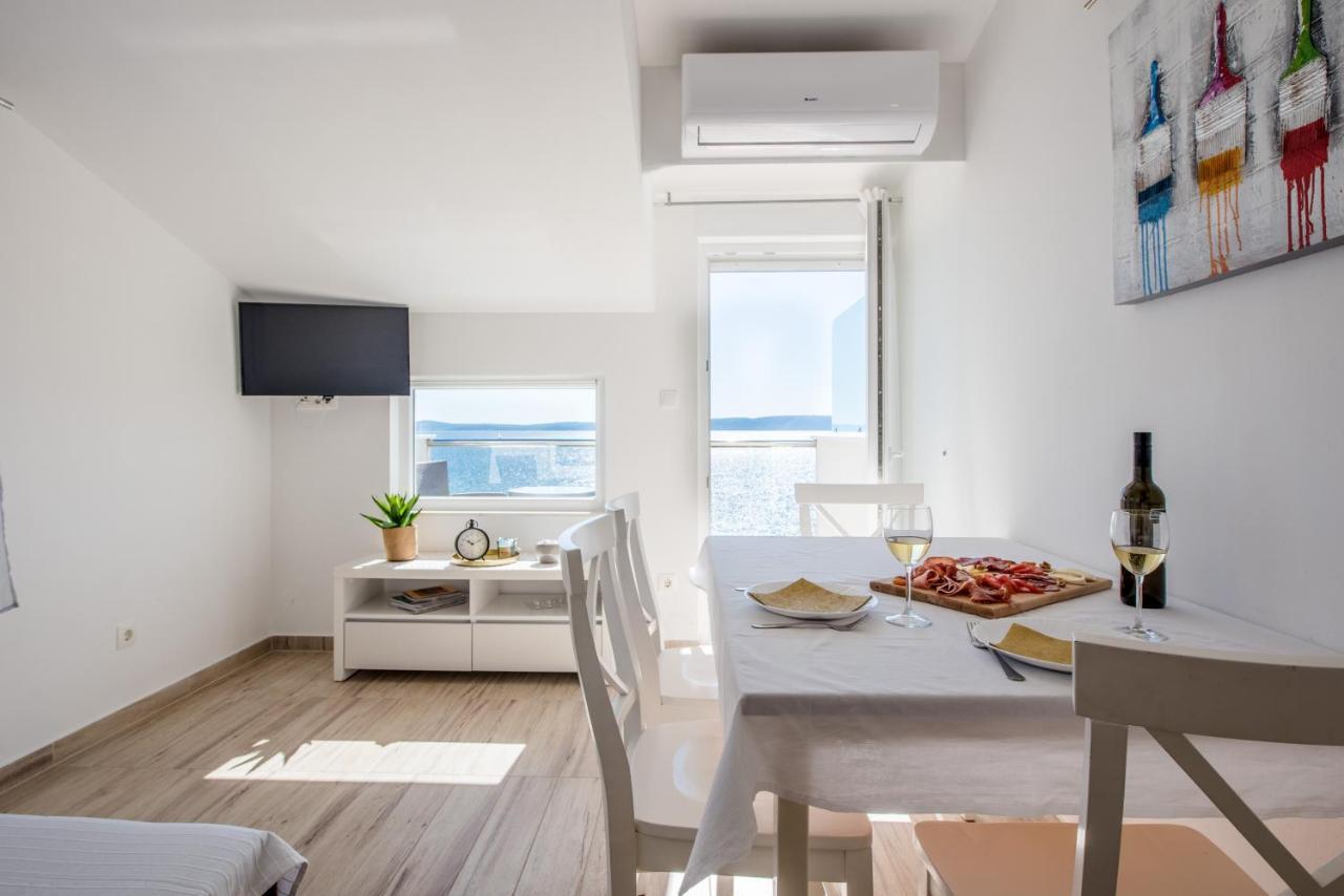 Apartments Amneris Trogir Exteriör bild